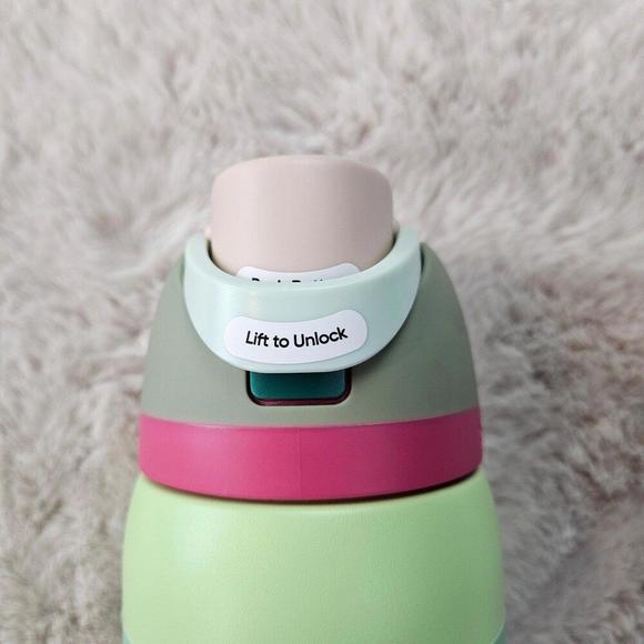 Owala Lime Light Base with Alpine Sport Lid 32 oz Water Bottle - Picture 5 of 6